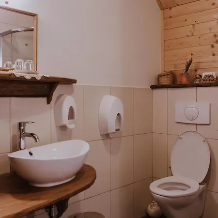 Koroska Hisa Pri Lipi, Boutique Gæstehus Muta
