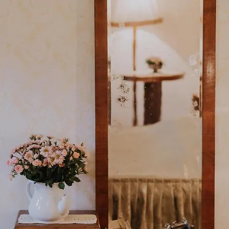 Koroska Hisa Pri Lipi, Boutique * Muta