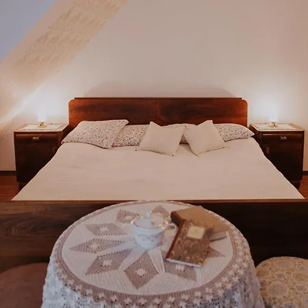 Pensjonat Koroska Hisa Pri Lipi, Boutique Muta