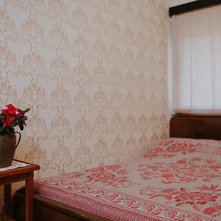 Koroska Hisa Pri Lipi, Boutique Pensjonat Muta