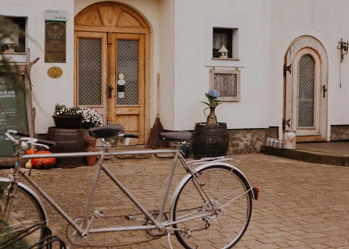 Konukevi Koroska Hisa Pri Lipi, Boutique Muta