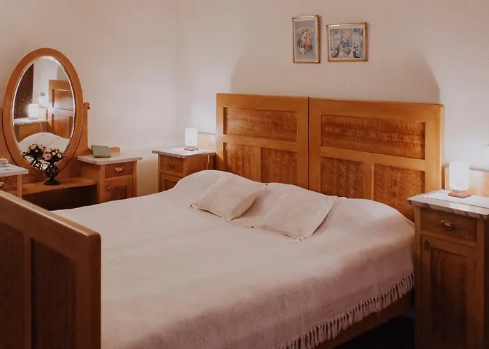 Koroska Hisa Pri Lipi, Boutique 3*